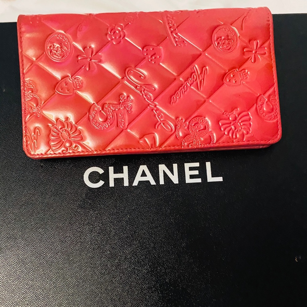Chanel Long Icon CC Coco Logo Patent Wallet